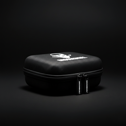 La GroomBox™ : L'Étui de Voyage pour votre rasoir GroomSkull®